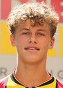 阿德里安·卢沃